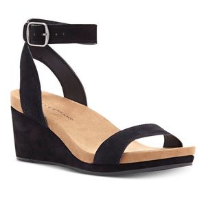 Lucky Brand Black & Tan Karston Wedge Sandals New In Box - Reemoly